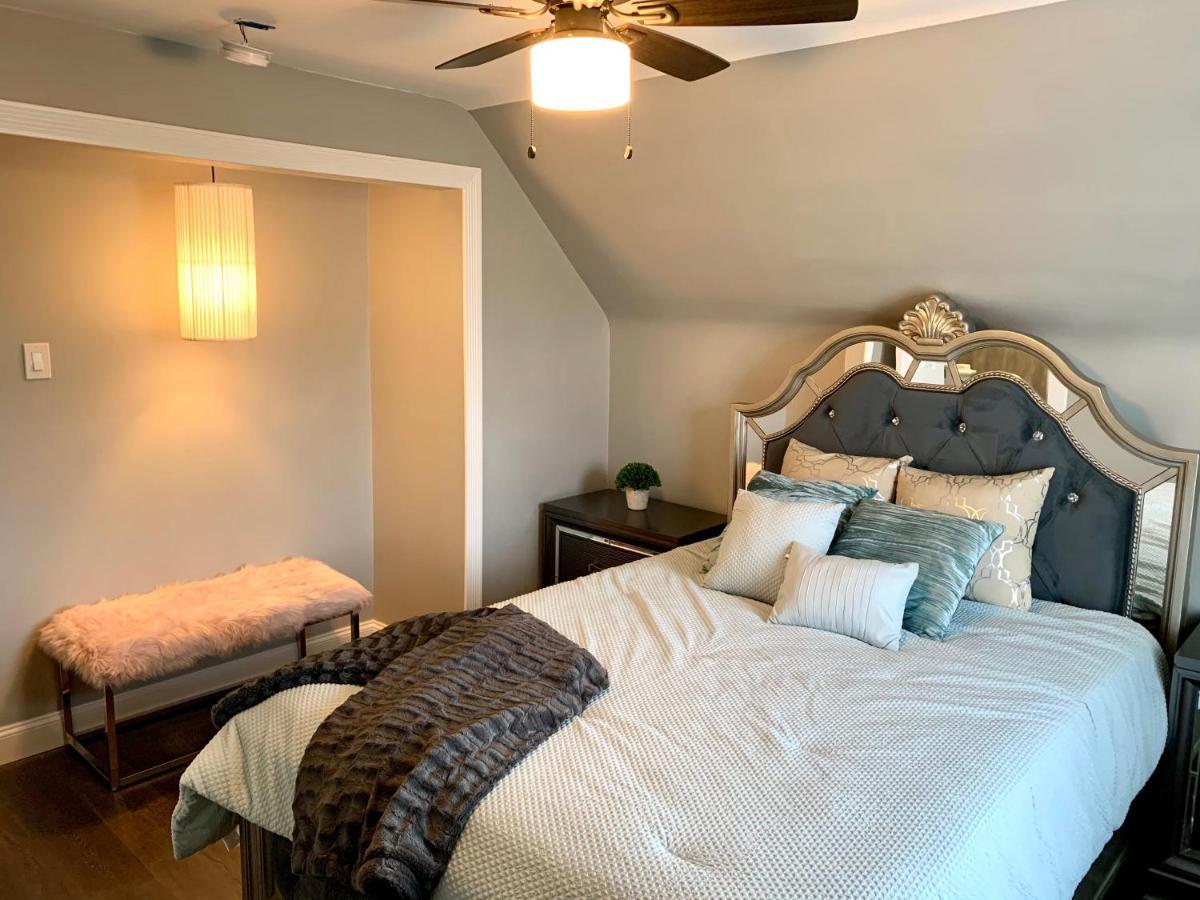 The Oakwood Cottage- With Private Yard & Parking, Minutes From Falls & Casino By Niagara Hospitality Niagara Falls Ngoại thất bức ảnh